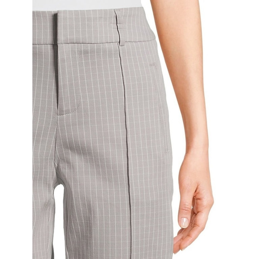 Time and Tru Women’s Mid Rise Stretch 21” Inseam Grey Check Capri Pants NWT - Picture 6 of 6